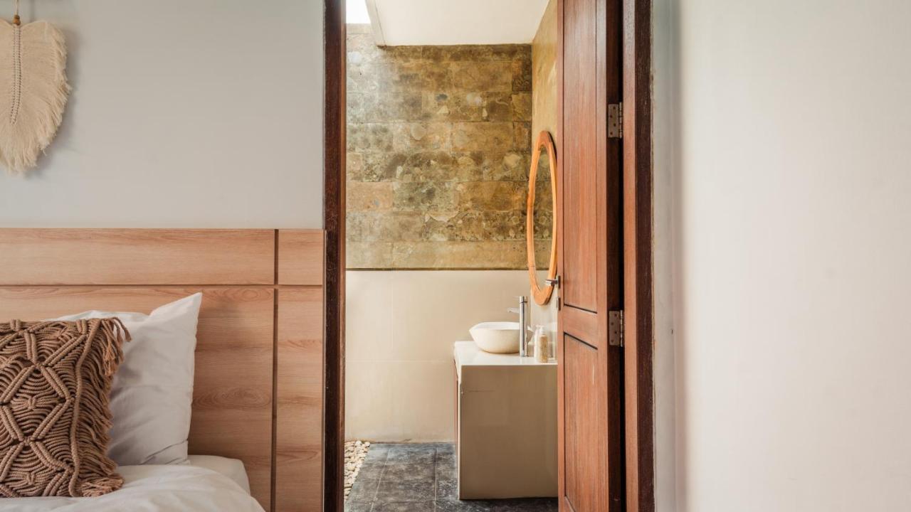 Cosy And Cheerful 2 Bedroom Villa 5Mins To Finns Canggu Zewnętrze zdjęcie